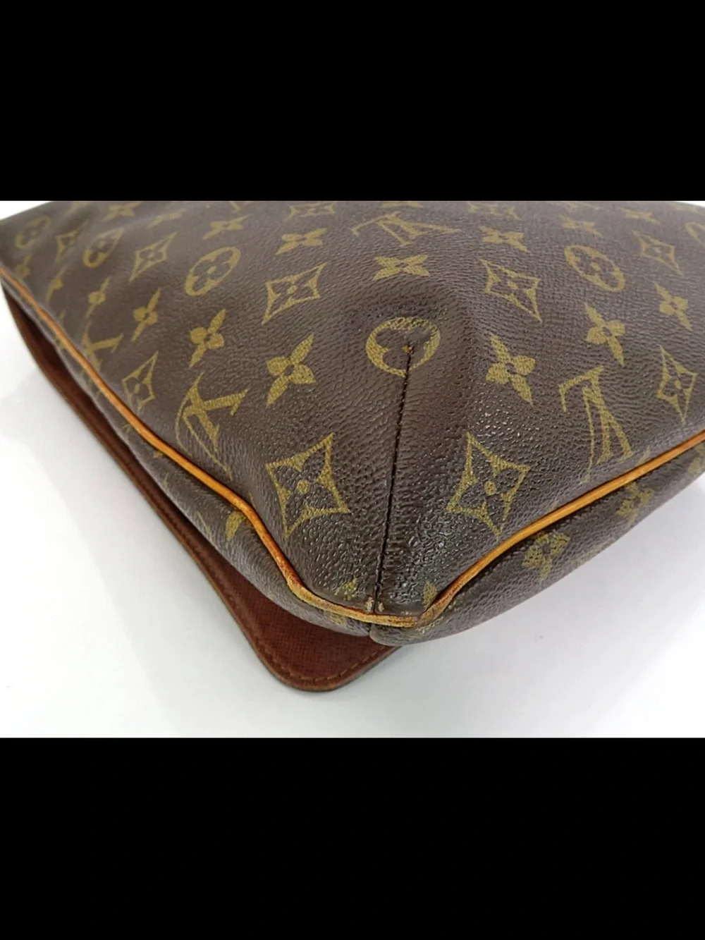 Louis Vuitton classic louis